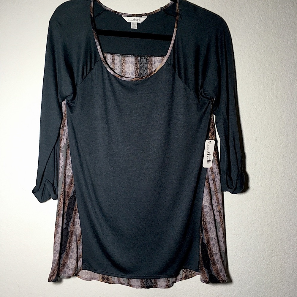 NWT! Charming Charlie Blue Stretch Floral Back Round Neck Blouse